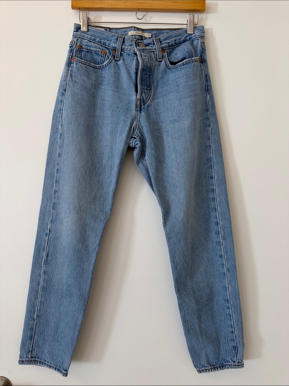 Levi's Women’s Wedgie Jeans Size 27 100% Cotton Medium Wash Blue